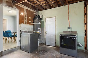 @ Marbella Lane - Alluring & Spacious 3BR Home