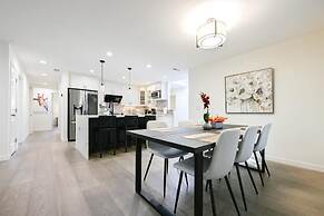 @ Marbella Lane - Exquisite Home 3BR
