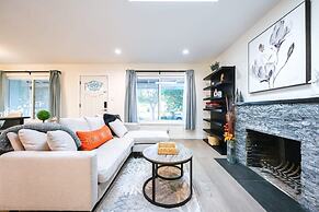 @ Marbella Lane - Exquisite Home 3BR