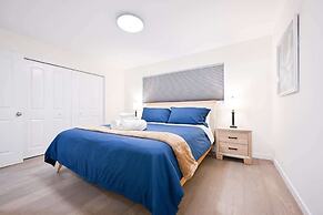 @ Marbella Lane - Exquisite Home 3BR