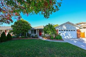 @ Marbella Lane - Exquisite Home 3BR