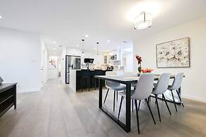 @ Marbella Lane - Exquisite Home 3BR