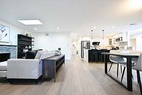 @ Marbella Lane - Exquisite Home 3BR