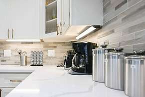 @ Marbella Lane - Exquisite Home 3BR