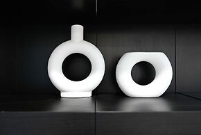 @ Marbella Lane - Exquisite Home 3BR