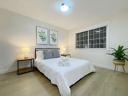 @ Marbella Lane - Contemporary Sophisticated Home