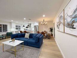 @ Marbella Lane - Contemporary Sophisticated Home