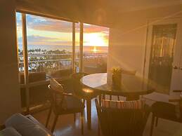 @ Marbella Lane - Cozy 2BR w/ Amazing Ocean Views