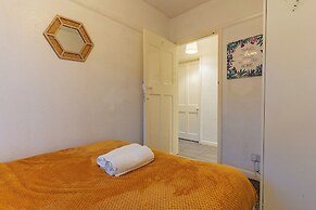 Sleeps6-freewifi-smarttv-netflix-familyfriendly