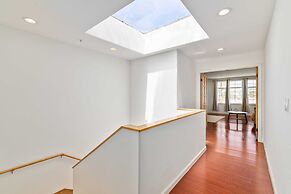 @ Marbella Lane - Vibrant 5BR Home in Daly City