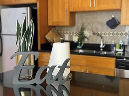 @ Marbella Lane - Vibrant 5BR Home in Daly City