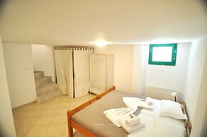 Zennova 64 Casa Elias