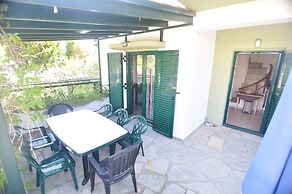 Zennova 64 Casa Elias