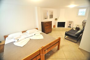 Zennova 64 Casa Elias