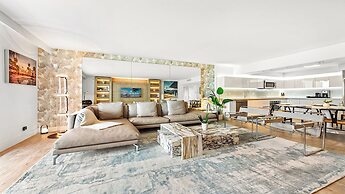 1 Hotel & Homes Private Luxury Suites