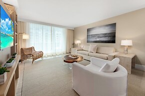 1 Hotel & Homes Private Luxury Suites