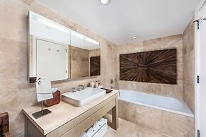 1 Hotel & Homes Private Luxury Suites