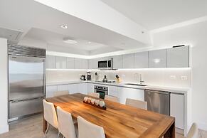 1 Hotel & Homes Private Luxury Suites