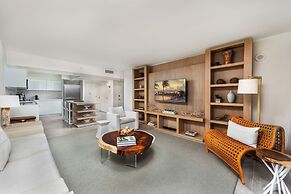 1 Hotel & Homes Private Luxury Suites