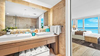 1 Hotel & Homes Private Luxury Suites