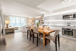 1 Hotel & Homes Private Luxury Suites