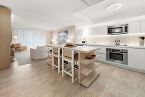 1 Hotel & Homes Private Luxury Suites