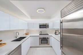 1 Hotel & Homes Private Luxury Suites