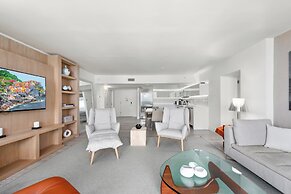 1 Hotel & Homes Private Luxury Suites