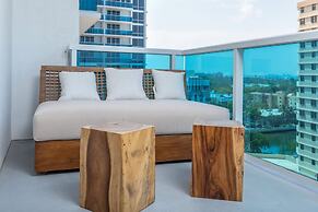 1 Hotel & Homes Private Luxury Suites