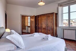 Palestro Apartment by Mamo Florence