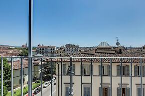 Palestro Apartment by Mamo Florence