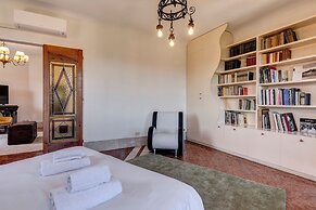 Palestro Apartment by Mamo Florence