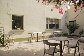 Casa La Paz by Wynwood House