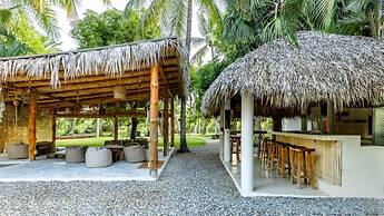Kibayo Lagoon Villa With Palm Tree Garden Lagoon