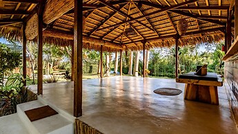 Kibayo Lagoon Villa With Palm Tree Garden Lagoon