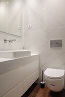 The Prestige Apartment 1F