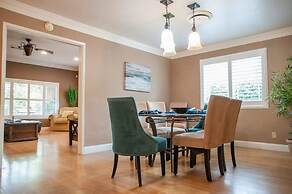 Large Groups-seq Parks Coast Wineries Skiing