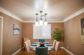 Large Groups-seq Parks Coast Wineries Skiing