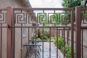 Large Groups-seq Parks Coast Wineries Skiing