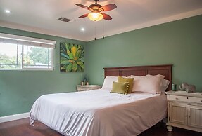 Large Groups-seq Parks Coast Wineries Skiing