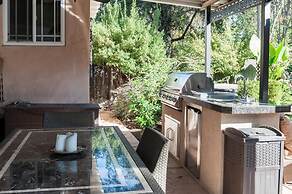 Seq Parks-hot Tub Fire Pit Koi Pond Outdoor Kitch