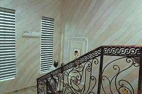 Grand Fweechvilla Hotel and Suites