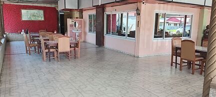 Bina's Inn hotel