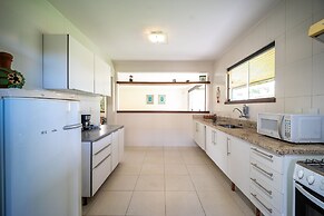 Bz98 Geribá casa 4 suítes e área gramada