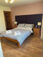 Rooms at the Huntsman Inn