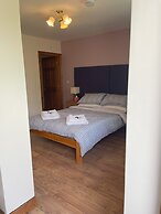 Rooms at the Huntsman Inn