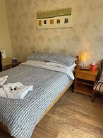 Rooms at the Huntsman Inn