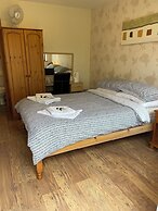Rooms at the Huntsman Inn