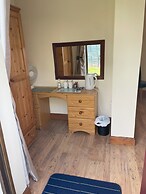 Rooms at the Huntsman Inn