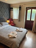 Rooms at the Huntsman Inn
